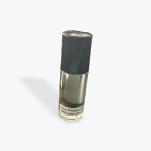 Amber White Perfume Oil